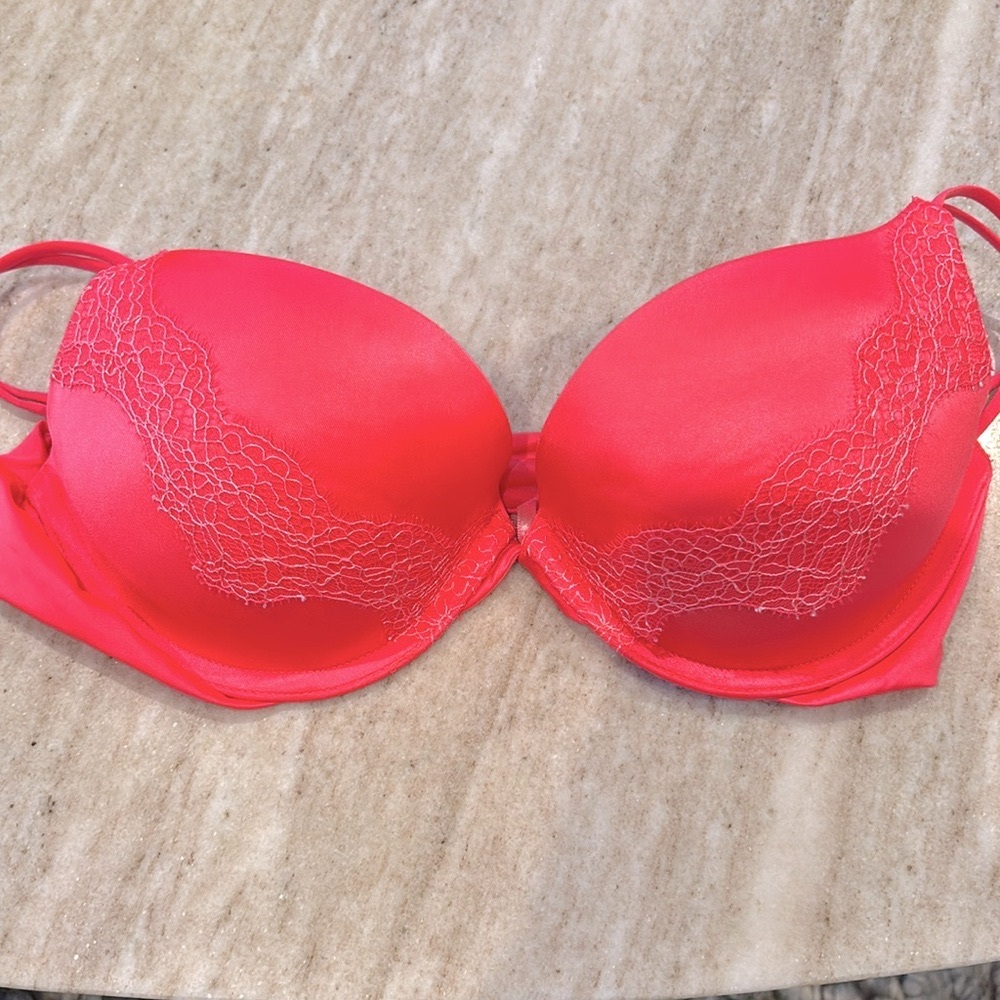 Victoria's Secret Very Sexy Push-Up Bra